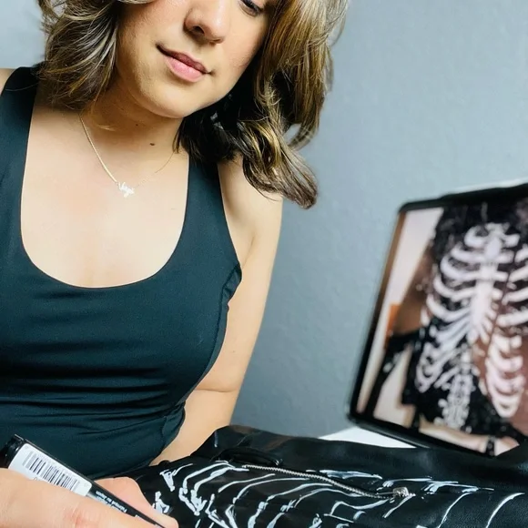 Skeleton Print Black Leather Vest (sz L) - Picture 12 of 14